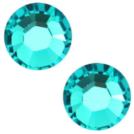 2  x  Swarovski Flat back - SS20 - 4.7 mm - Blue Zircon