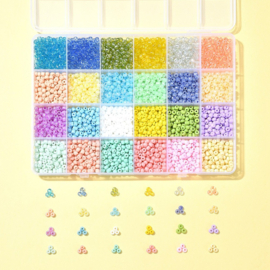 1 x Starterspakket rocailles 24 soorten 4-5 x 3-4 mm – gat 1-2 mm – gemixte kleuren