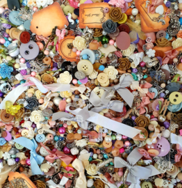 Luxe brocante mix (250 gram)  Kies voor pakketpost