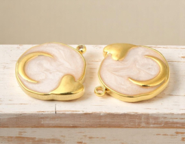 1 x RVS 304  Bedel rond maan en hartje cornsilk, 18K goldplated 17,5 x 17 x 2mm oogje: 1,4mm