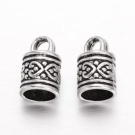 5 x Metalen koordkapjes, antiek zilverkleur, afm. 16 x 10mm oogje: 4 x 3 mm Ø 7,5mm