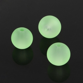 10 x mat frosted glaskralen 10mm gat: 1,5mm Pale Green