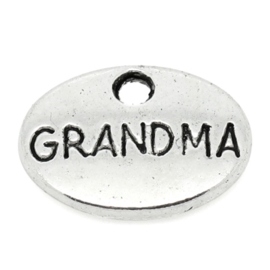 10 stuks Tibetaans zilveren bedeltjes "grandma" oma 12mm x 8mm gat: 1,7mm