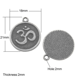 2 x tibetaans zilveren Ohm of Om bedel 21 x 18 x 2mm ॐ