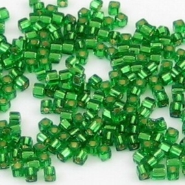 10 gram cubes 1,8 mm Miyuki Kelly Green Transparant Silverlined