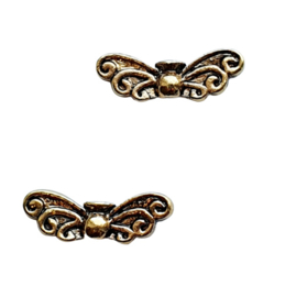 10 stuks tibetaans zilveren vlinder vleugel 6 x 22 x 4mm oogje: 1mm antiek goud