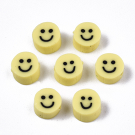 40 x  Vrolijke handgemaakte polymeer klei gele smile bloem kralen 5 x 3mm