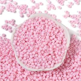 20 gram acryl rocailles 4 x 3,5 mm – gat 1,6 mm – Pearl Pink