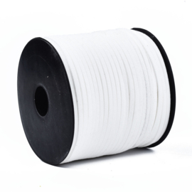 Rol met 90 meter Macramé draad 0.8mm wit (kies voor pakketpost)