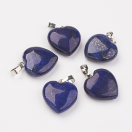 1 x Edelsteen hanger natuurlijke Lapis Lazuli hart 22-23 x 20-20,5 x 6-7,5 mm – oogje 5 x 8 mm – platinumkleur