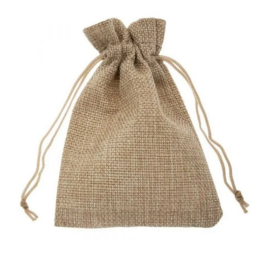 Cadeauzakje van Jute 14 x 10cm Khaki