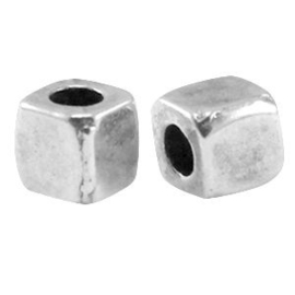 10 x DQ Metalen kraal vierkant 6.5 mm Ø 3.0 mm