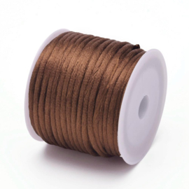 Rol met 30 meter satijn koord Nylon Marcramé koord 1mm kleur coconut brown