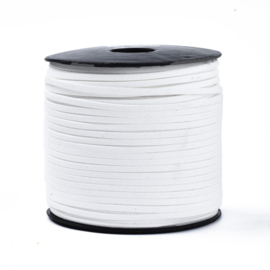 Rol met 90 meter Macramé draad 0.8mm wit (kies voor pakketpost)