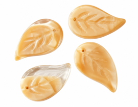 10 x Hangende blad glaskralen 26 x 16 mm – gat 1 mm – bruin