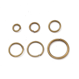 Ca. 100 x Metalen buigringen 4–12 mm x 0,7 mm – geel koper kleur