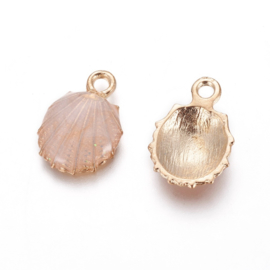 2 x Metalen bedels shell light gold peach ca. 19 x13 x 4mm oogje 1,4mm  (Nikkelvrij)