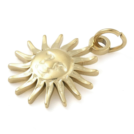 1 x RVS 304 bedel van een zon met ringetje 4 x 0,5mm Real 14k Gold Plated, 11 x 14 x 2mm oogje 1,4mm
