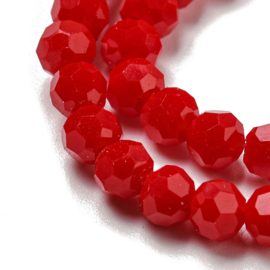 30  x Ronde facet glas kralen afm: 4mm Kleur: koraal rood gat c.a.: 0,7 mm