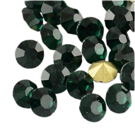 10 x Puntsteen kristal glas SS12 c.a. 3,5mm Zeegroen