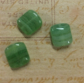 15 Stuks groene glaskralen 9x10mm gat 1mm