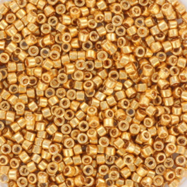 c.a. 5 gram Miyuki delica's 11/0 - galvanized yellow gold