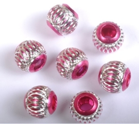 10 x  fuchsia aluminium kraal 12mm gat c.a. 6mm