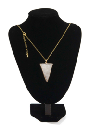 Halsketting met natuursteen hanger Crystal driehoek veer 45-50cm Goudkleur/Melkwit