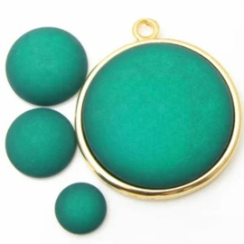 1 x Polaris Matt Cabochon 20 mm Emerald