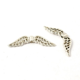 4 x Tibetaans zilveren Engelen vleugeltje 32 x 6 x 2,5mm Gat: 1mm (Nikkelvrij)
