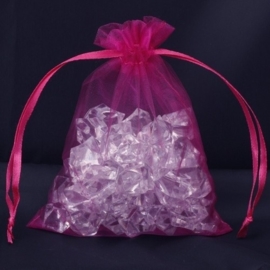 24 stuks organza zakjes 7 x 10cm fuchsia (op is op!)