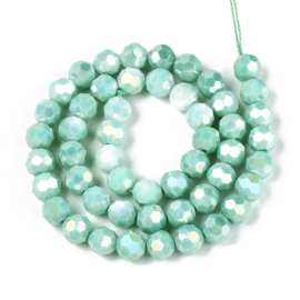 1 x Glaskralen streng facetgeslepen rond 7,8-8,2 x 7,8 mm – gat 1 mm – Medium Aquamarine