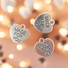 10 x Metalen tekst bedeltje hartje made for you, antiek zilver kleur 15 x 12 x 1mm  gat: 2,5mm ♥