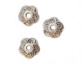 10 x Metalen kralenkapjes 9 x 3 mm – Ø 2 mm – antiek zilverkleur