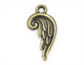 10 x Metalen bedeltje engelen vleugels 20 x 10 x 1 mm – gat 2 mm – geel koper kleur