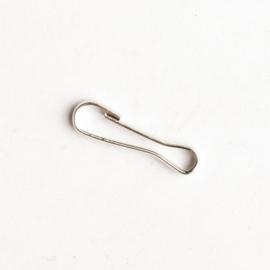 10 x haakje zilver kleur 13 x 3,5 mm oogje: 2mm