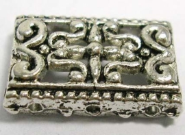 5 stuks tibetaans zilveren verdeler  tussenzetsels beide zijden 3 gaten 17 x 12mm gat: 1mm