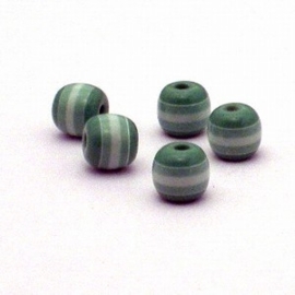 25 x  Resin ronde regenboog kraal  8 mm groen tinten