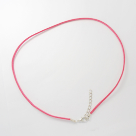 Koord van suede met sluiting en verlengketting  roze  c.a. 45cm