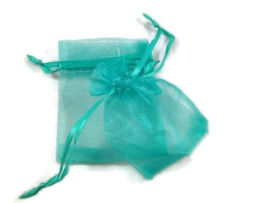 c.a. 50 x organza zakjes 9 x 12cm Zee groen