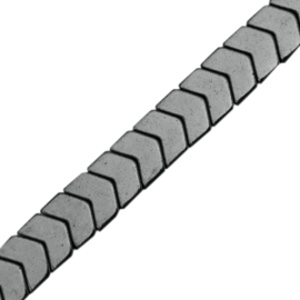 5 x Hematiet kralen arrow Anthracite grey c.a. 6×5 mm