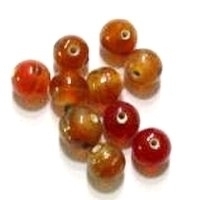 10 x  Glaskraal India rond oranje/rood gemeleerd 9 mm