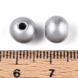 20 x Houten kralen rond 8 x 7 mm – gat 2 mm – zilverkleur