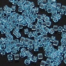 10 gram Kubus 1,8 mm Miyuki Blue Topaz Transparant