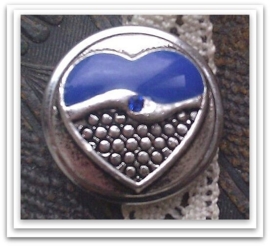 Per stuk Mooie Metalen antiek zilveren drukker met hartmotief met blauwe epoxy en blauwe strass 18 mm