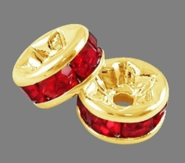 25 x  kristal spacer verguld 10mm rood gat 1,5mm (Nikkelvrij)