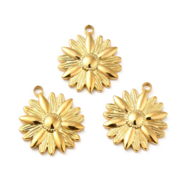 1 x Ion Plating (IP) RVS 304 Zon of bloem Bedeltje Real 18K Gold Plated, 25,5 x 22 x 3mm, oogje: 2.5mm
