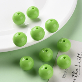 10 x Acryl kralen rond 16 x 15 mm – gat 2,8 mm – Lawn Green