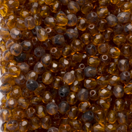 30  x ronde Tsjechië facet kristal kraal afm: 4mm Kleur: donker bruin gat c.a.: 1mm