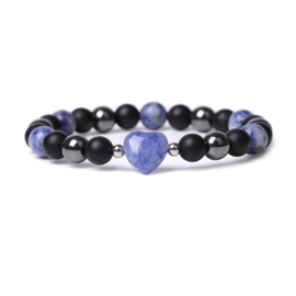 Armband – blue spot jaspis, hematiet en zwarte kralen – elastisch – ca. 19 cm – met hart en metalen accenten